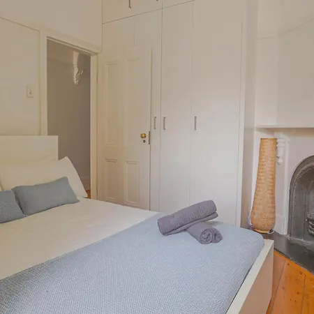 2 Bedroom House Situated At The Centre Of Surry Hills 2 E-Bikes Included Sydney Exterior photo